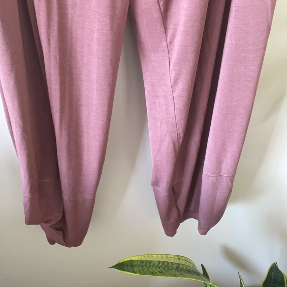 Pants - Picture 2 of 5